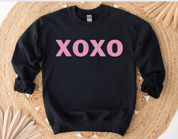 XOXO Sweatshirt (PUFFY)